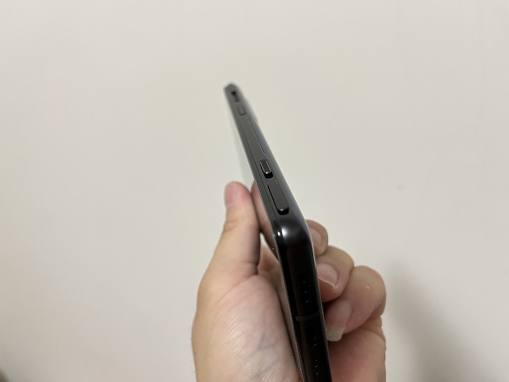 台版 黑鯊5 為遊戲而生 熱騰騰提前出爐