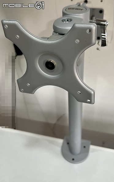[開箱] 顯示器好幫手 LINDY 林帝 40692 C型夾鉗式支桿/ 40695 短旋支臂