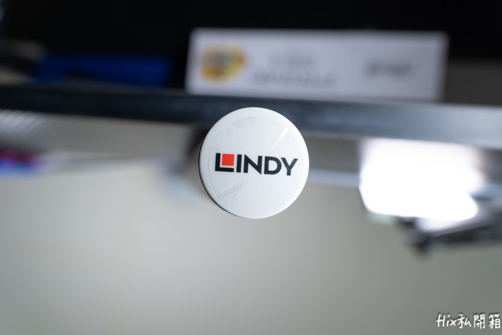 [開箱] 小工作室最佳伴侶~Lindy林帝多工螢幕支架