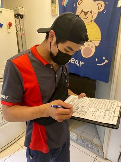 終於換掉骨董級冷氣了,分享全國電子冷氣安裝