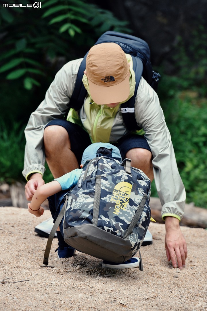 【新訊】THE NORTH FACE 旅行背包新入荷! 醫師協會認證的背板支撐科技