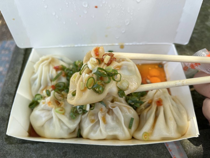[食記] 鮮肉湯包，台灣苗栗頭份，皮薄多汁新鮮的蔥肉湯包