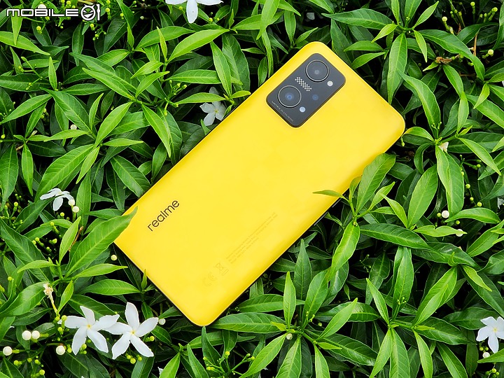 點我看大圖 realme GT Neo 3T深度開箱使用心得 – 經典延續之作,個性化風格的電競手機
