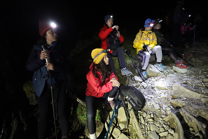 百岳練習生,【雪山主東】第一次住山屋負重登山2天2夜紀錄