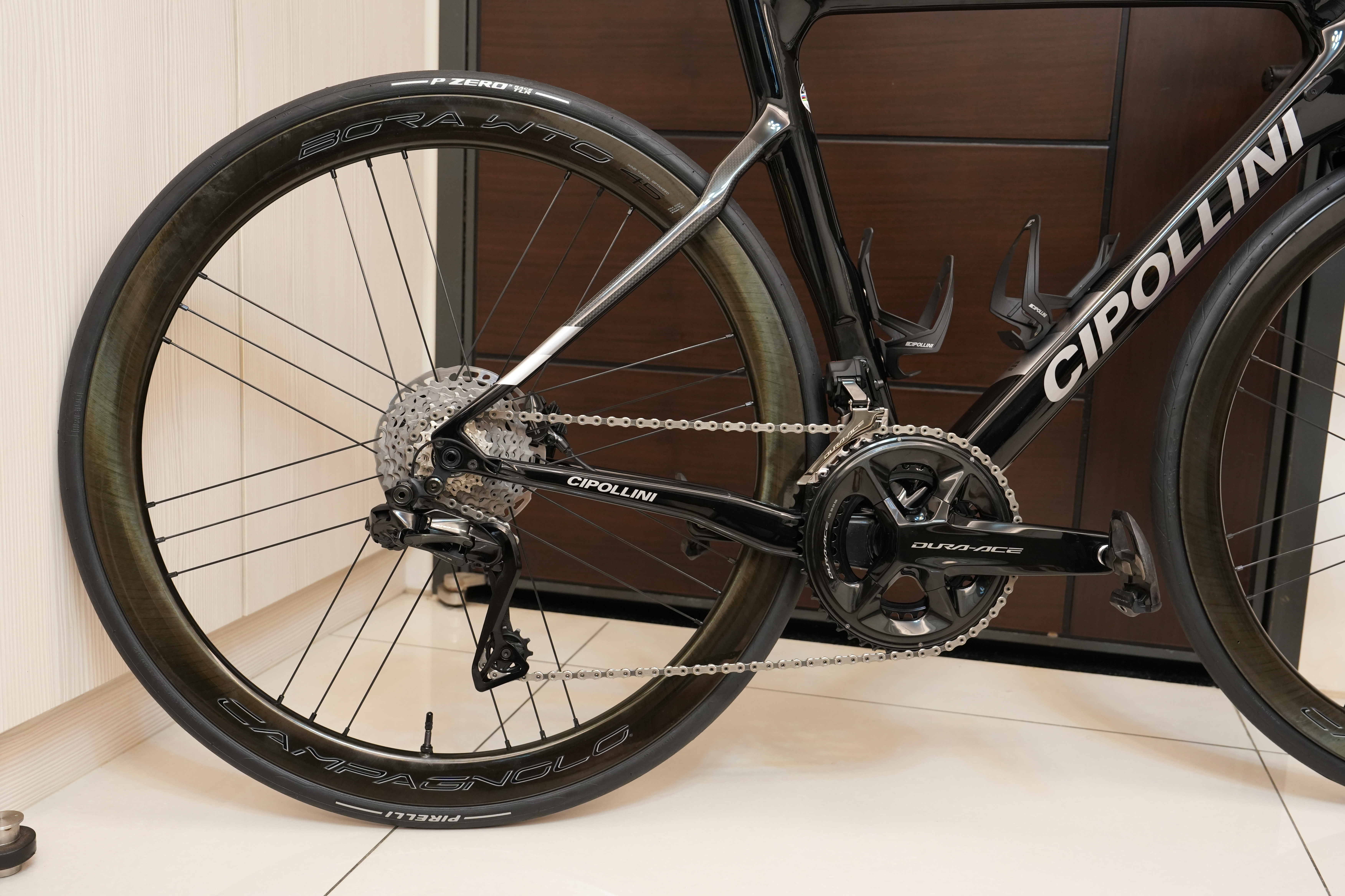 [開箱]我的第十二台公路車 CIPOLLINI BOND 2
