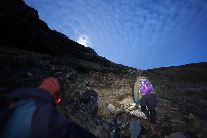 百岳練習生，【雪山主東】第一次住山屋負重登山2天2夜紀錄