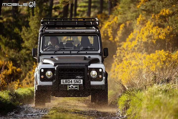 【限量25部】想不到還有第二彈!Land Rover推出Defender Works V8 Trophy II!