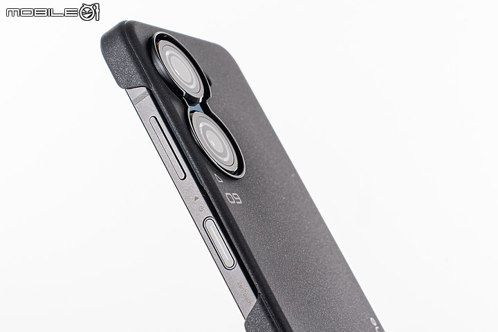 ASUS Zenfone 9｜輕巧旗艦以小搏大！翻轉的不是相機而是思維？