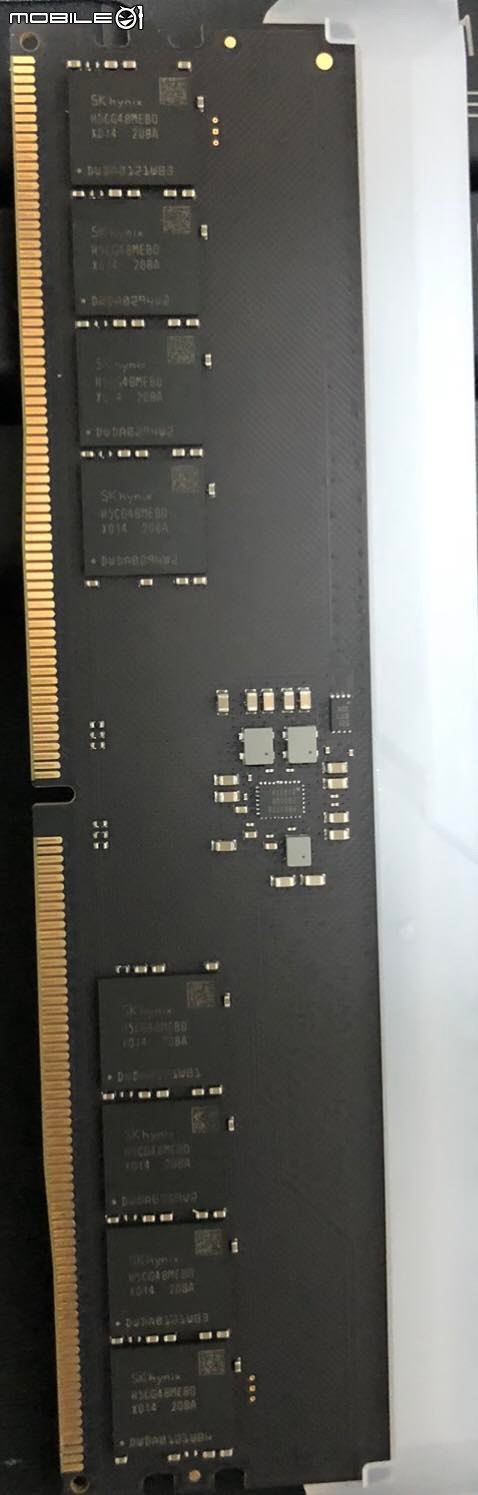 凌航Neo Forza TRINITY RGB DDR5-6400 16G*2 套組心得分享及空冷超頻上限