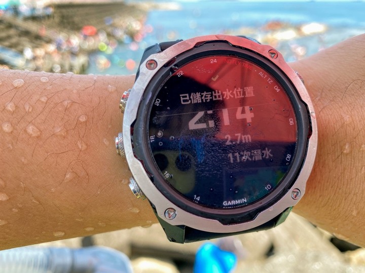 點我看大圖 【進階潛水電腦錶開箱】Garmin Descent Mk2|一代機皇的經典風範