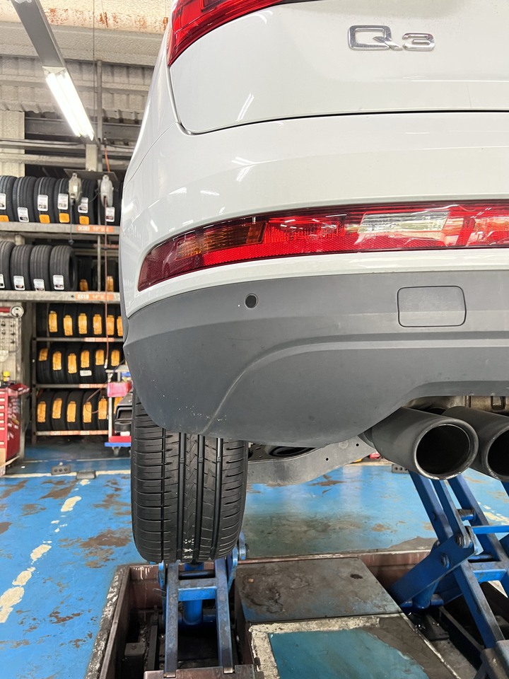 Audi Q3 235/55/17 FALKEN飛隼FK510 SUV 換胎分享