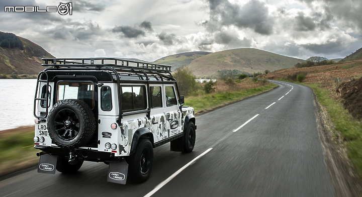 【限量25部】想不到還有第二彈!Land Rover推出Defender Works V8 Trophy II!