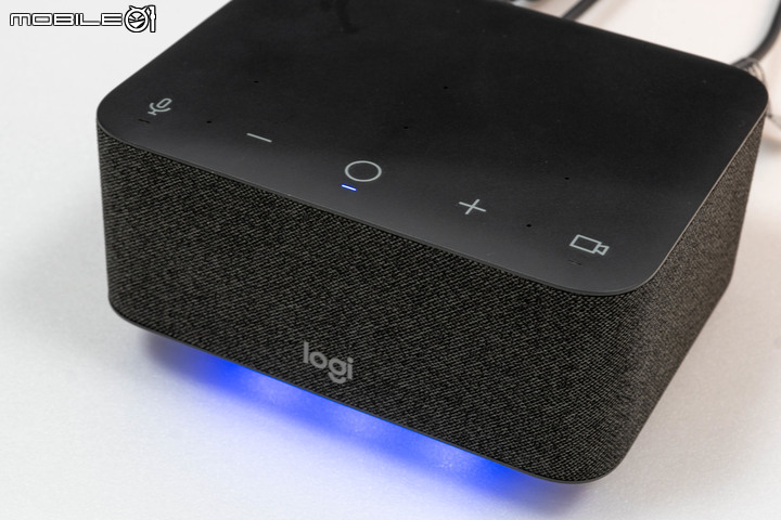 Logi Dock 全功能擴充底座工作站快速試用 整合會議控制/麥克風/音箱與多功能擴充的完整解決方案