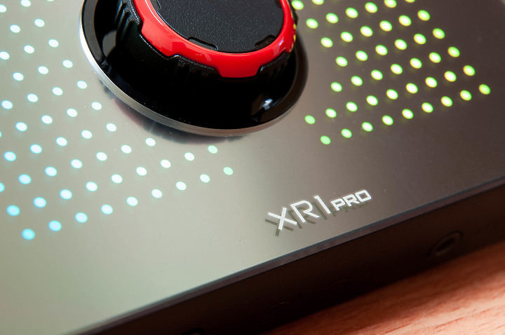 點我看大圖 「EVGA XR1 Pro 實況影像擷取盒」 - 插滿線材開箱文。