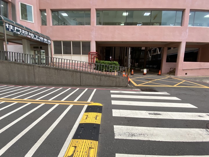 台中榮總停車分享與免費停車場及基本入場動線介紹