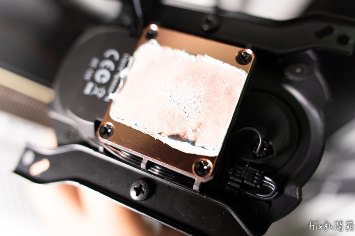 [開箱] 閃亮亮360水冷-ARCTIC Liquid Freezer II