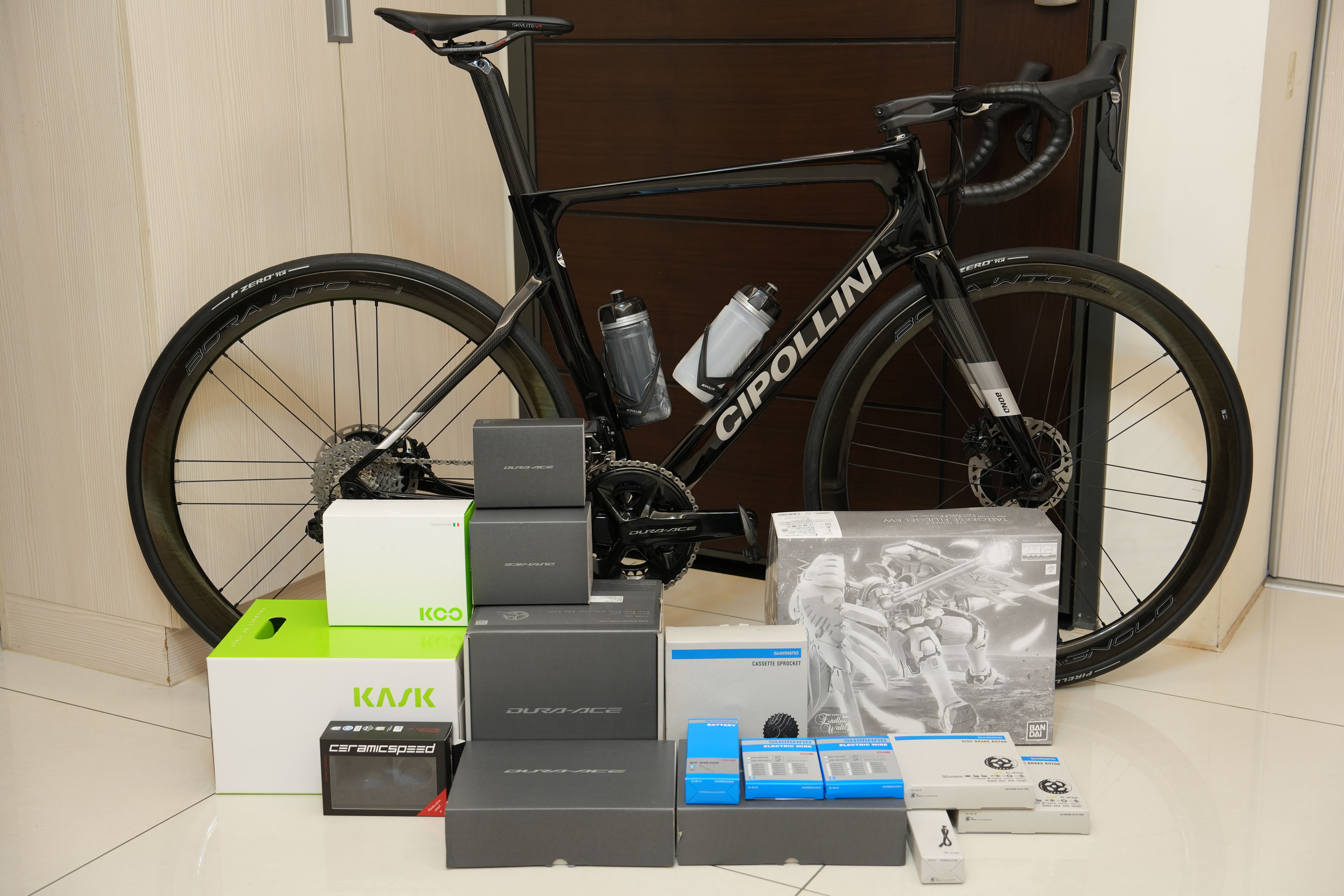 [開箱]我的第十二台公路車 CIPOLLINI BOND 2