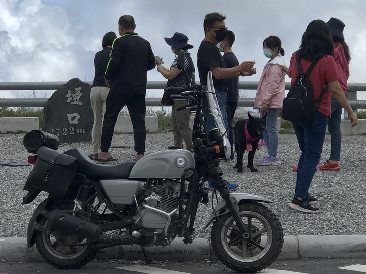 （內有比基尼女騎士）小徑檔車志氣高之南橫埡口行