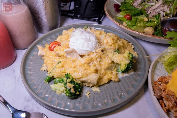 【臺南美食】台式復古風與異國美食結合，有台南專屬隱藏版美食，經典早午餐必嘗~Second Floor Cafe貳樓