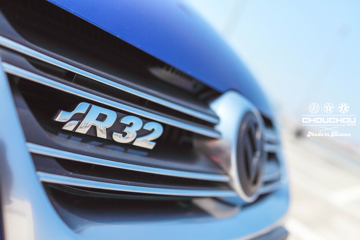 周周純分享 - Volkswagen Golf R32 (MK5)