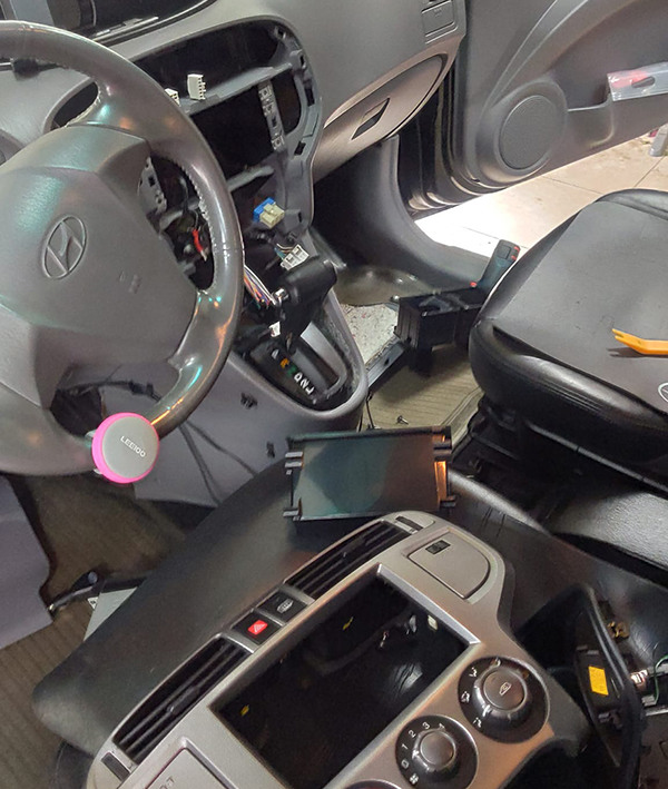 先鋒 Pioneer MVH-85UB MP3/USB/AUX 無碟音響