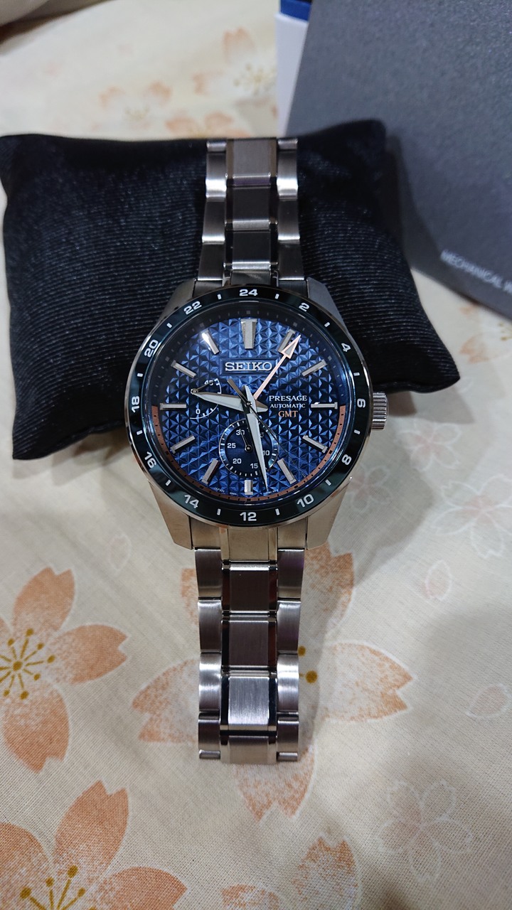 開箱：Seiko Presage Sharp Edged GMT 富士山之夏