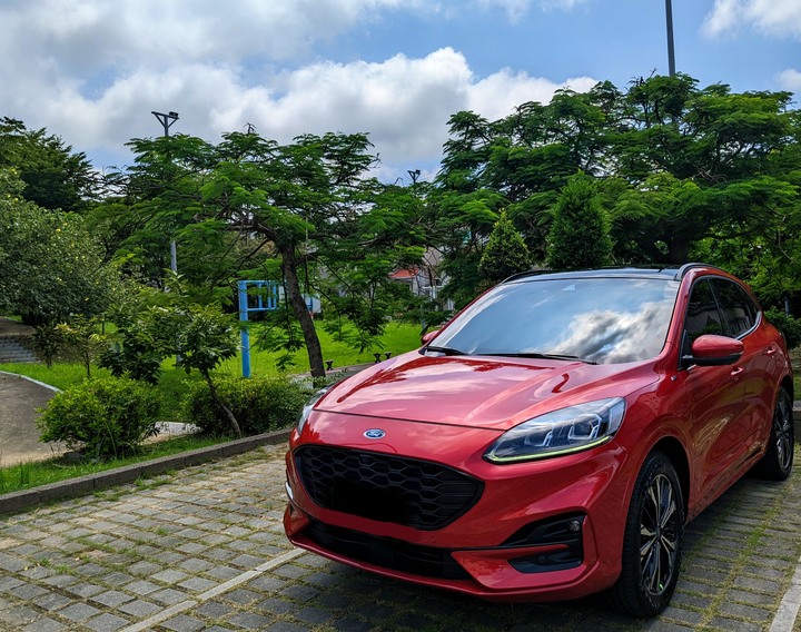 點我看大圖 KUGA 250 ST-Line X 開箱分享