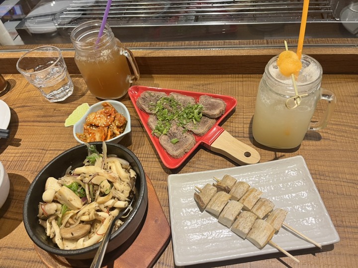 雙北近期聚餐食記心得分享 (猴子燒肉、築間、三颯舞居酒屋）