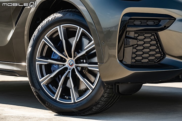 【國內新訊】BMW X6鉑金版正式上市,新增多項配備、建議售價373萬元起!