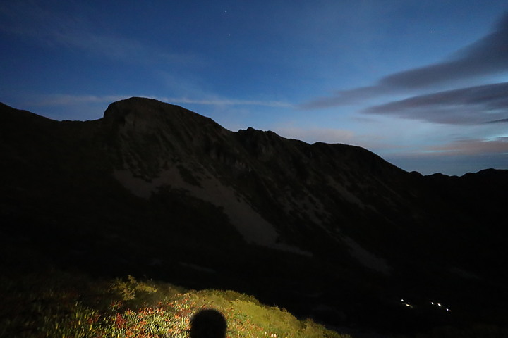 百岳練習生，【雪山主東】第一次住山屋負重登山2天2夜紀錄