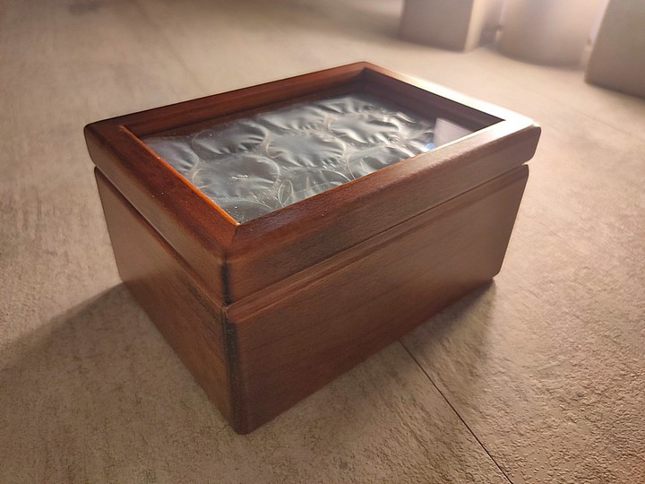 還在煩惱情人節、父親節、生日禮物怎麼選!? 送禮自用兩相宜的Toyooka Craft 錶盒!