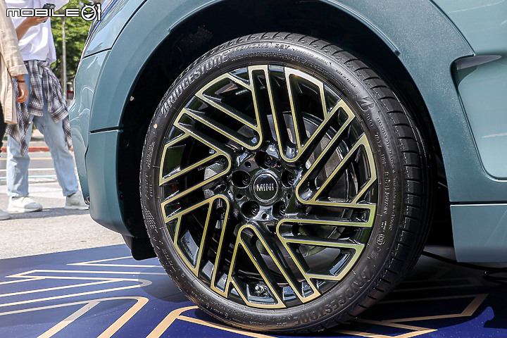 【採訪】MINI Editions 系列特仕版夏日巡迴展活動登場,三款車型展演專屬個性化套件!