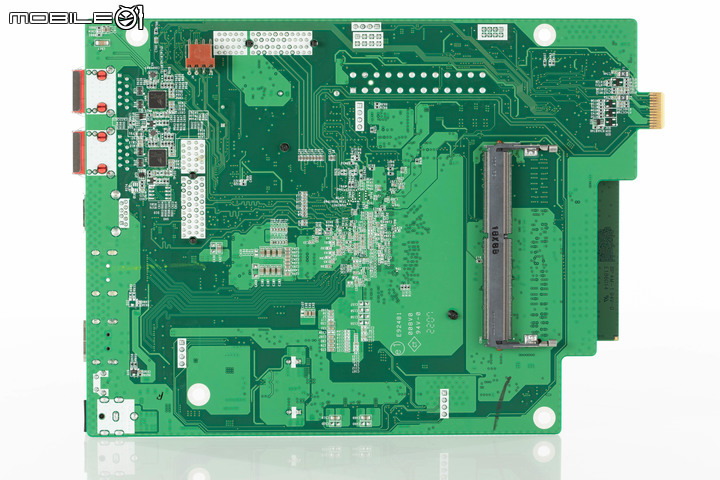 ASUSTOR Lockerstor AS6704T NAS 開箱實測 以 2.5 Gbps、4 SSD 配置的效能儲存裝置