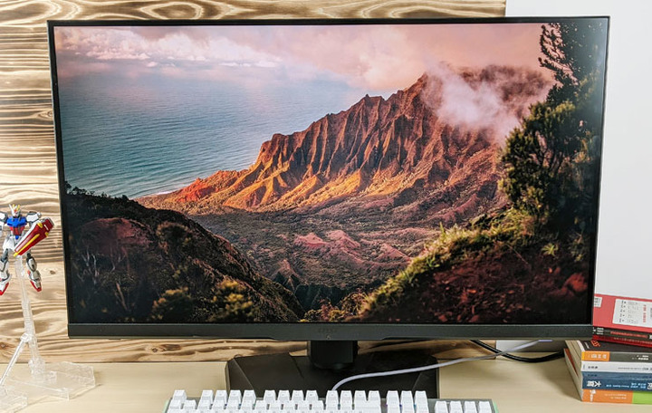 終於入手32吋電競螢幕啦！MSI MPG321QRF-QD開箱分享
