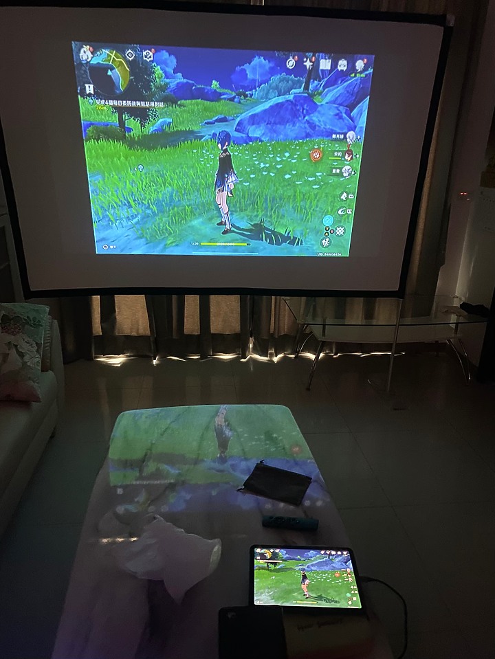 點我看大圖 開箱【微米】P3 DLP微型投影機(免插電口袋機)