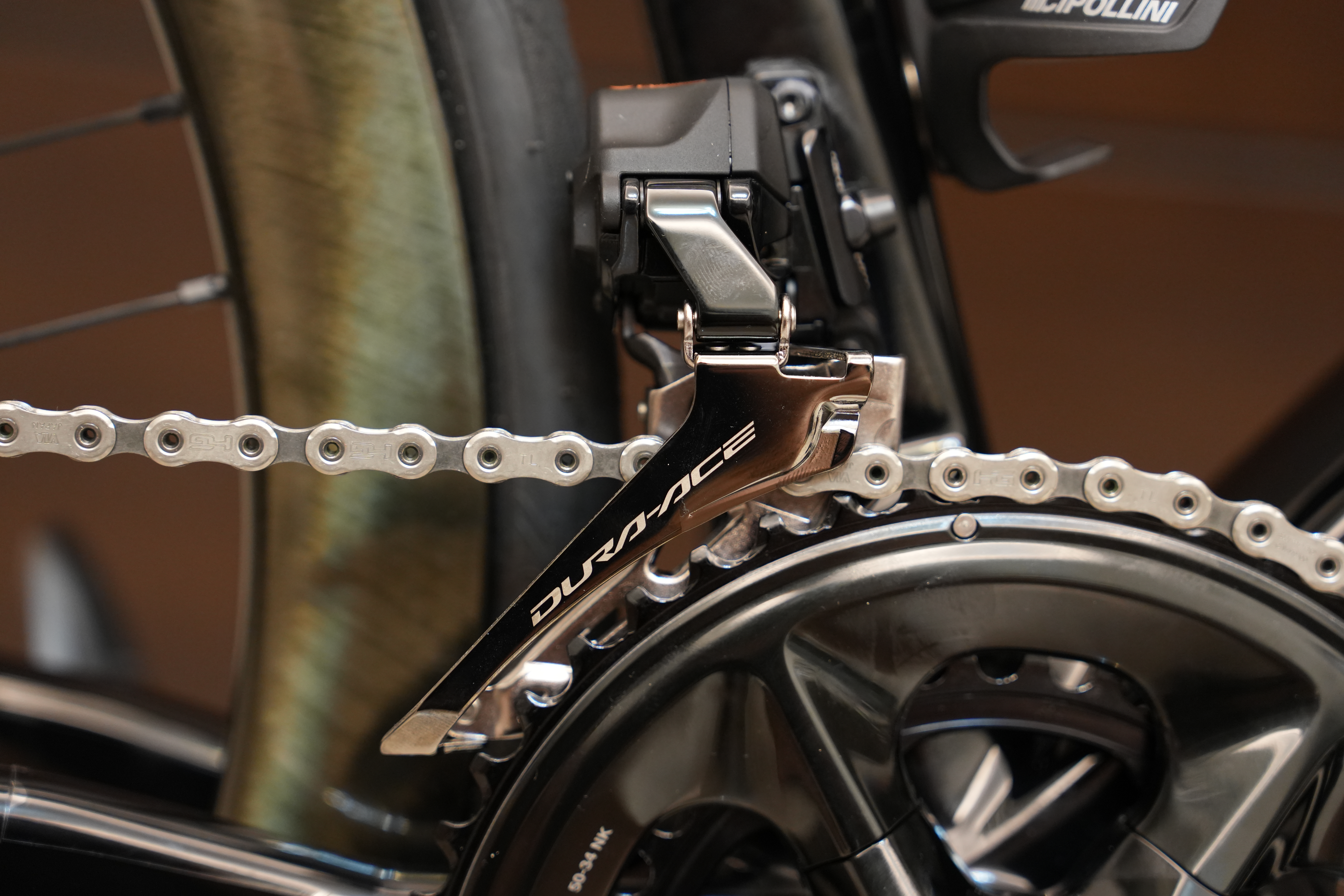 [開箱]我的第十二台公路車 CIPOLLINI BOND 2