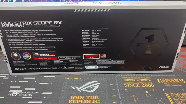 (簡單開箱)ROG x EVA Scope RX & ROG Scabbard II EVA 雙防水鍵盤&滑鼠墊