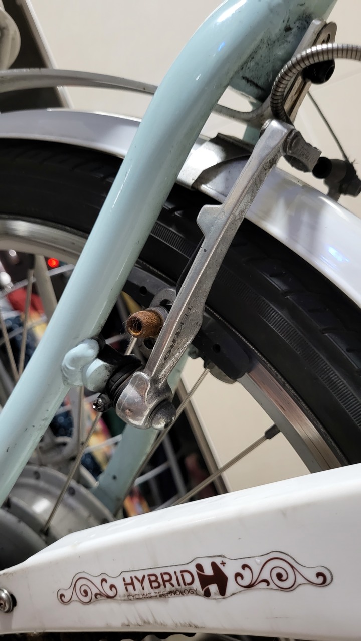 請問 EA-401 的後煞車調整