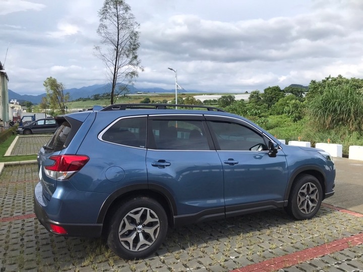 老婆出關，新車也到位：Forester開箱