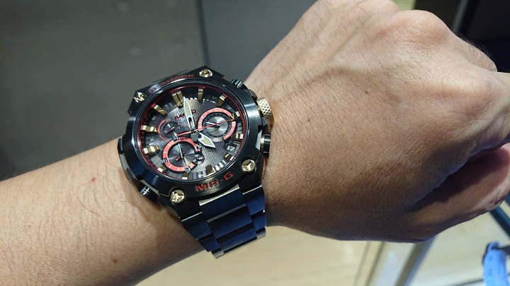 開箱：G-SHOCK MR-G B2000 赤備