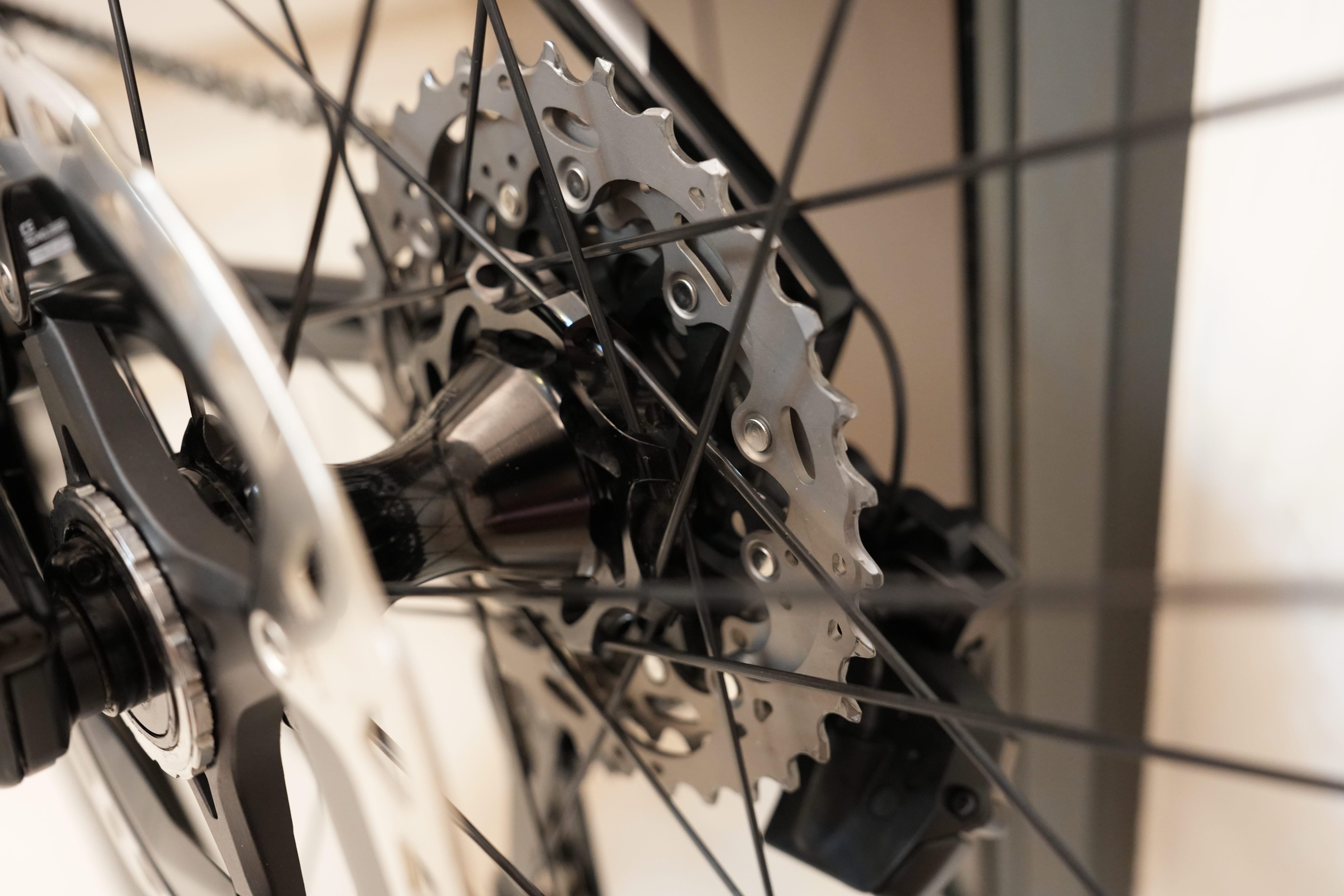 [開箱]我的第十二台公路車 CIPOLLINI BOND 2