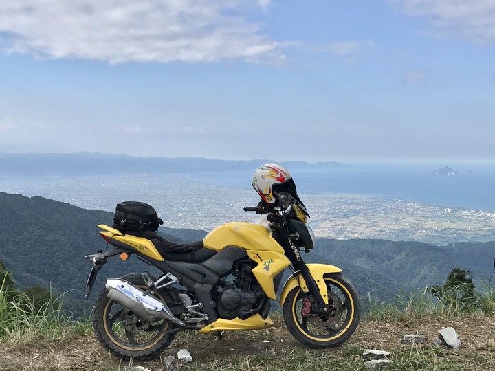 牛虻咬了我的屁股--山區摩旅