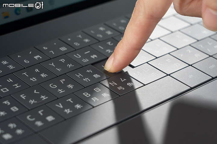 Dell XPS 13 Plus 測試報告|以全新鍵盤設計再創極簡美學巔峰!