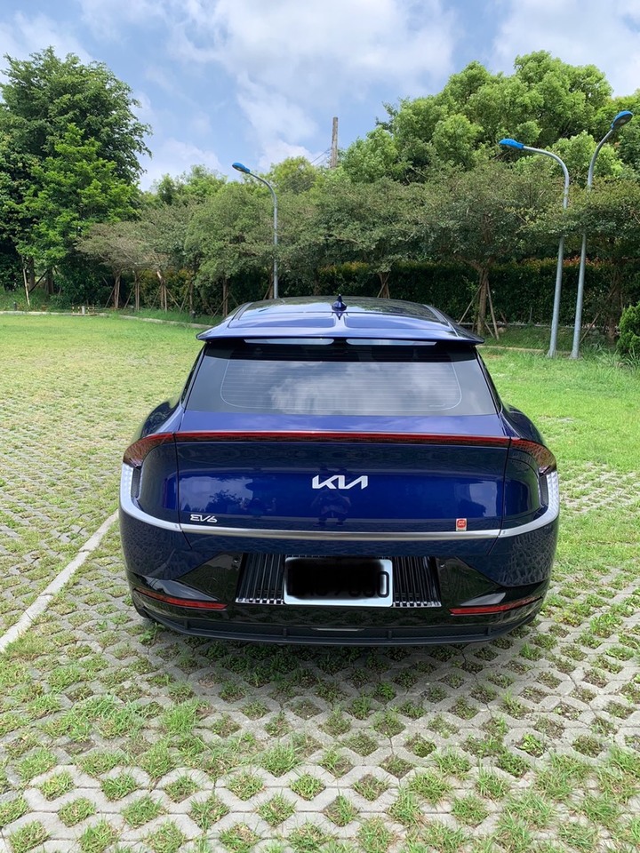 最後選擇了EV6!人生中第一台車開箱分享