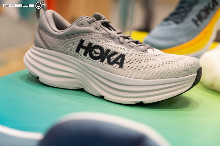 【採訪】HOKA Bondi 8、CLIFTON 8、KAHA 2 GTX在台亮相 「巷仔內」的聰明選擇！