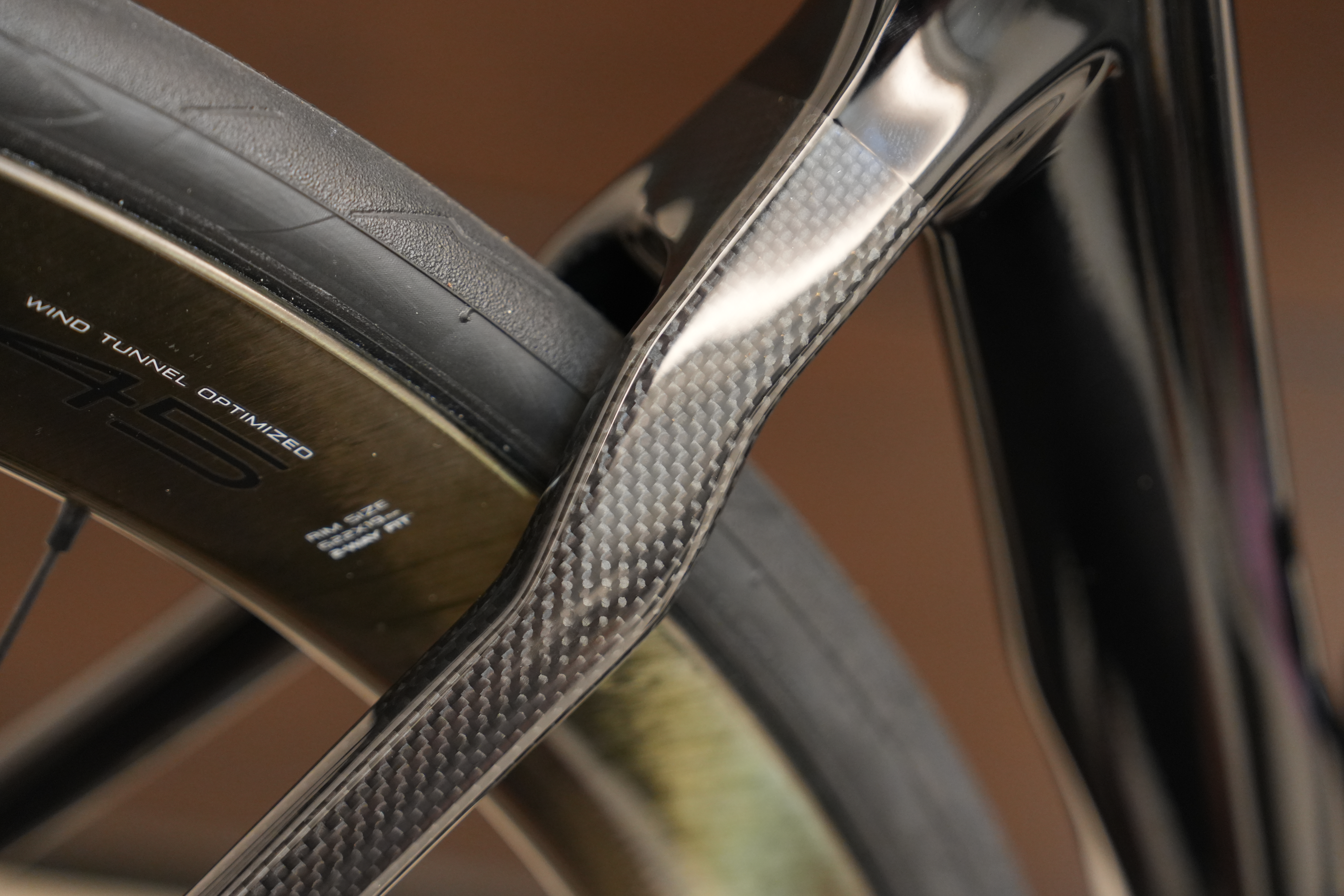 [開箱]我的第十二台公路車 CIPOLLINI BOND 2