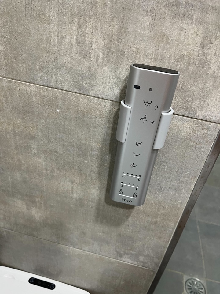 點我看大圖 衛浴輕裝修分享,小預算大變化