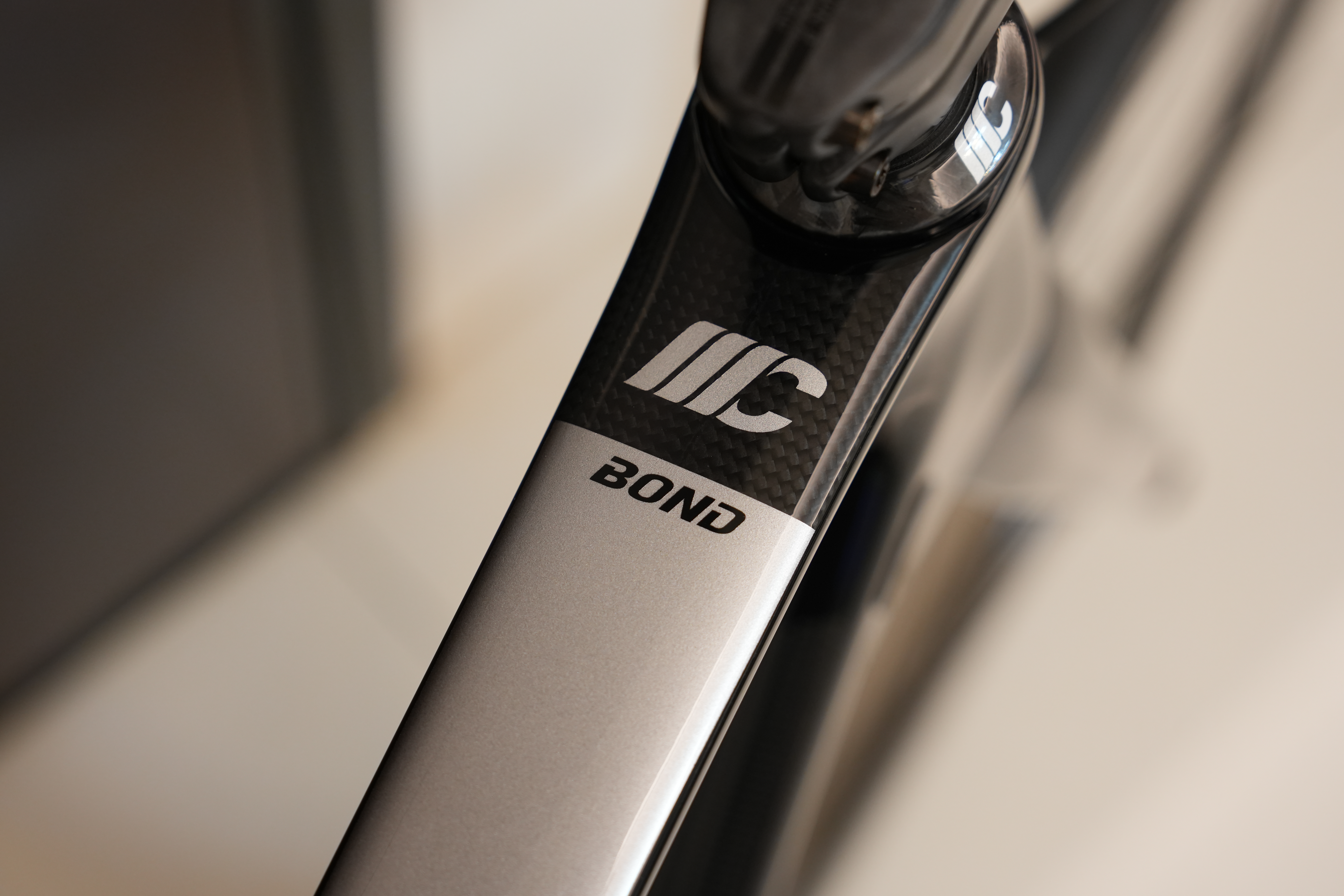 [開箱]我的第十二台公路車 CIPOLLINI BOND 2