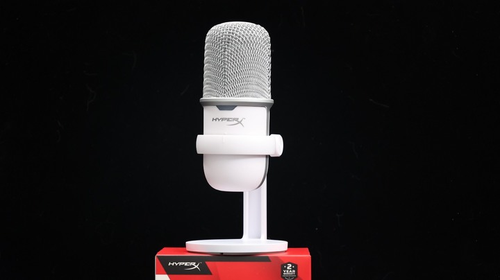 點我看大圖 純白盛宴:視與聽雙重享受。Hyper X Quadcast S 電競麥克風開箱