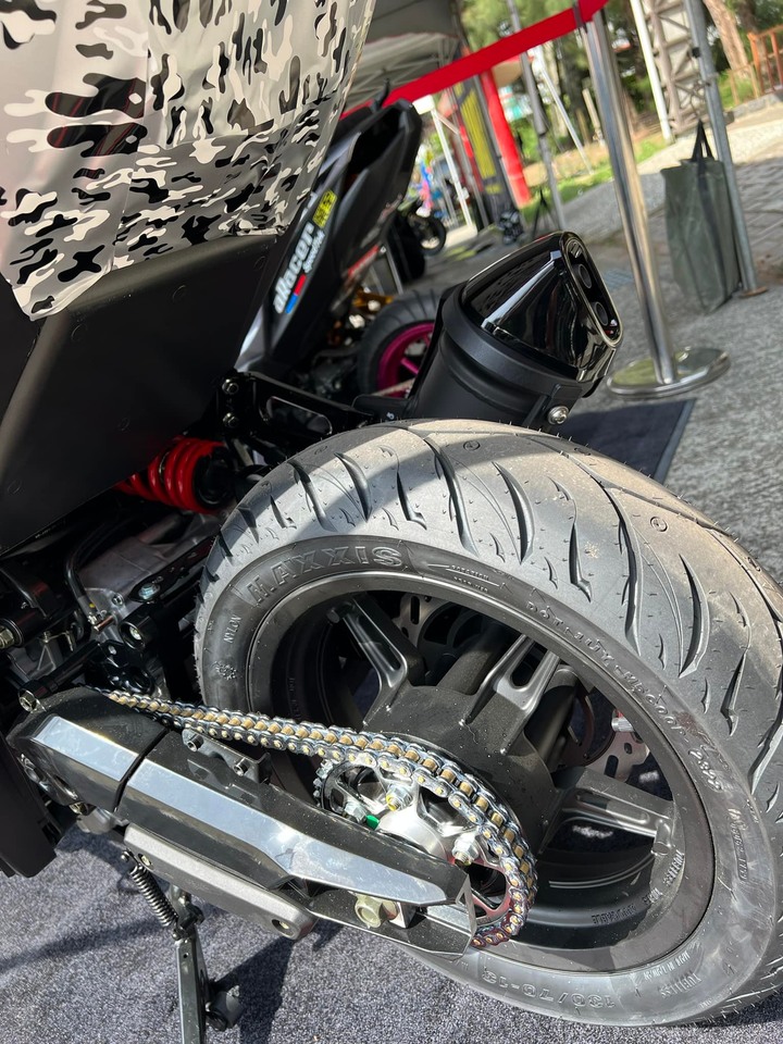 FB社團網友分享的KRV鍊條版!!改裝車?間諜照?